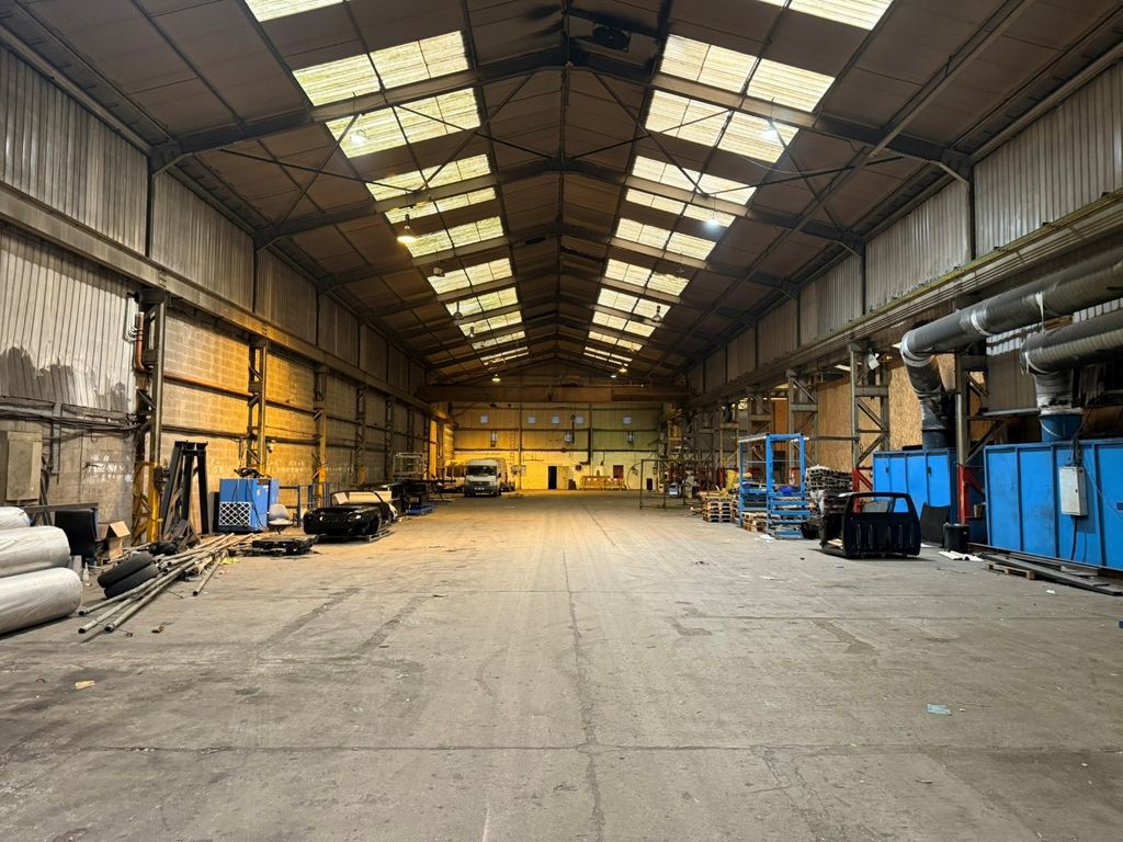 Property photo 2 of 9