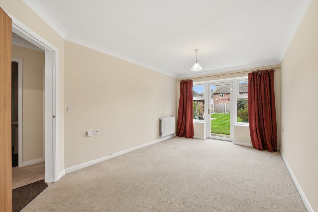 Property photo 2 of 9 Picture No. 16