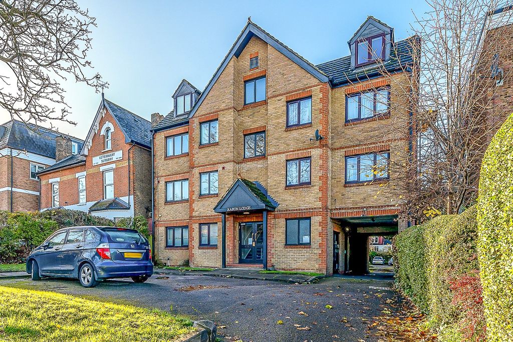 Property photo 1 of 12 4542860