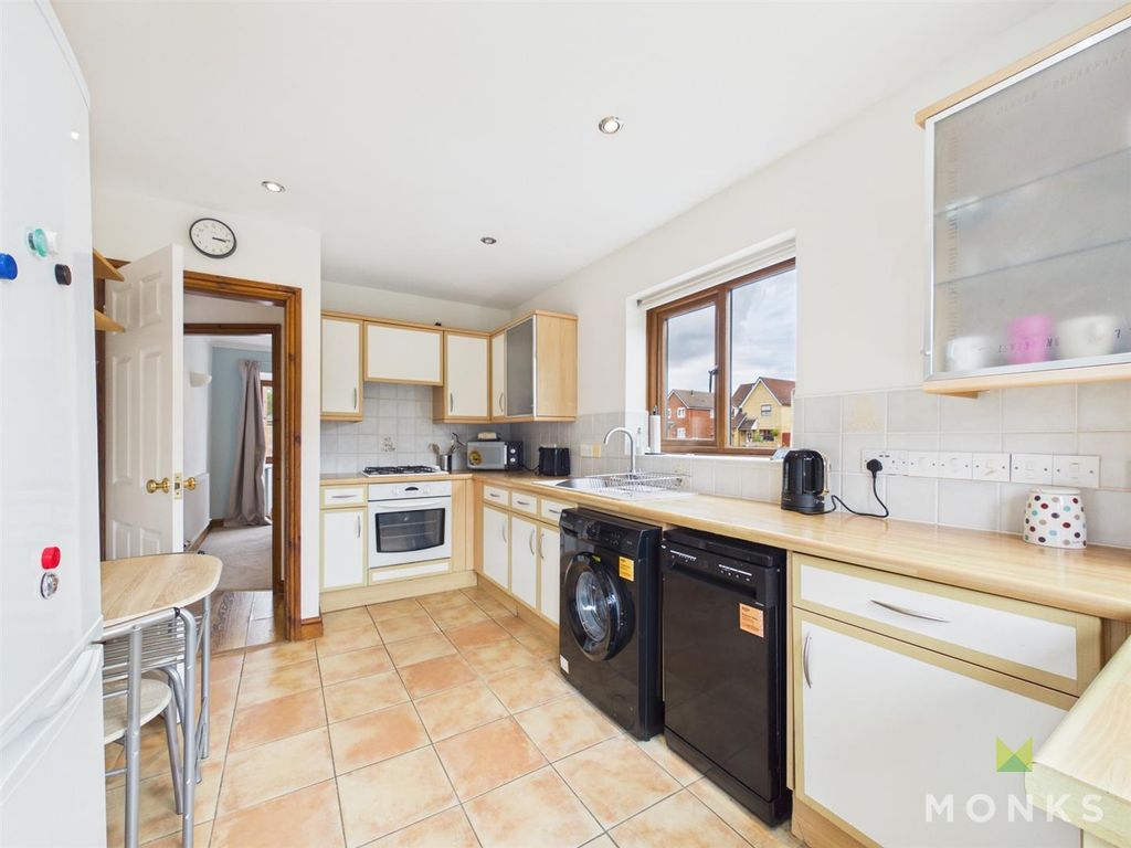 Property photo 3 of 21 Cam01420G0-Pr0984-Still008.Jpg