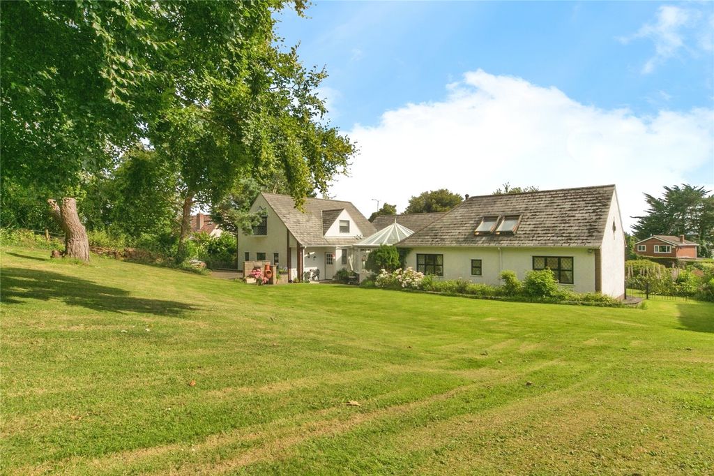 Property photo 3 of 37 Picture No. 48