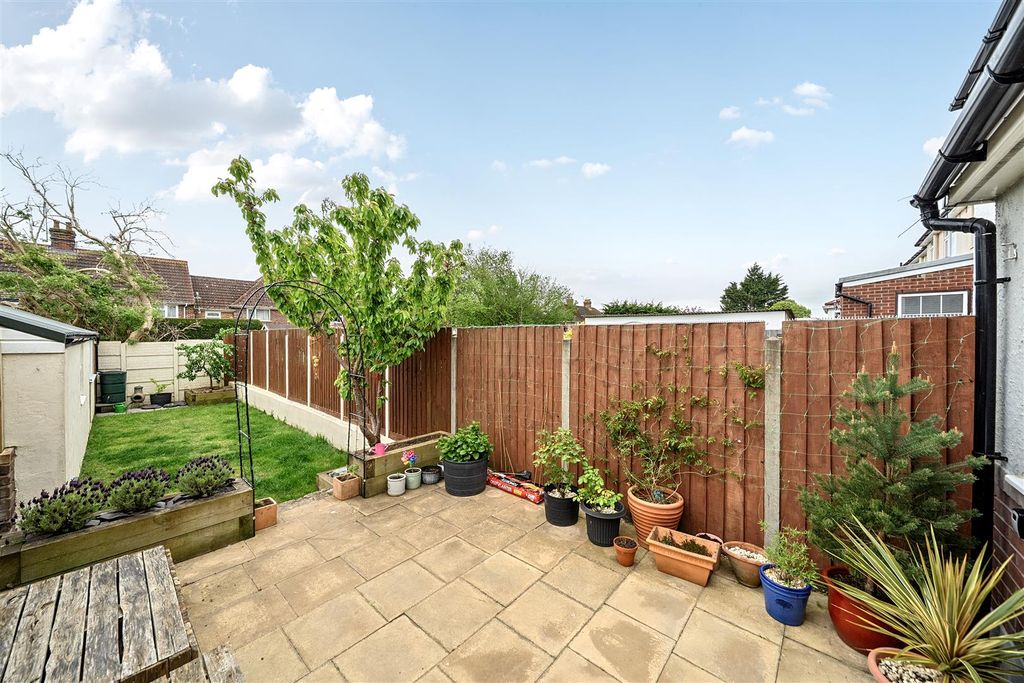 Property photo 3 of 19 1446911-5-69F0Bbb5d44c3.Jpg