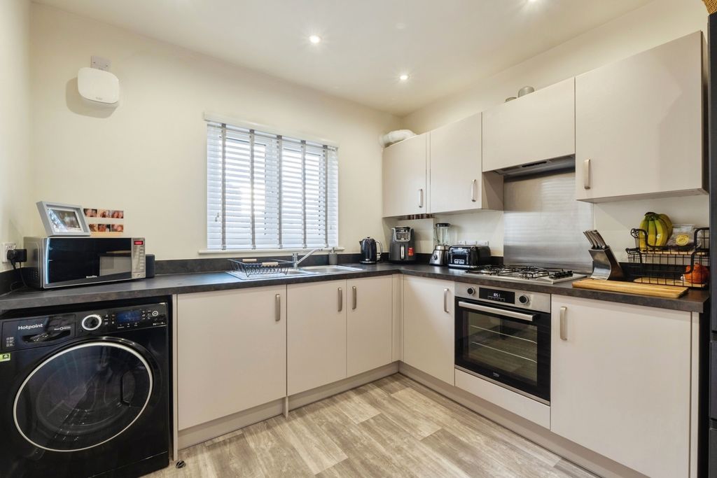 Property photo 2 of 18 Pbox-Img.Jpg