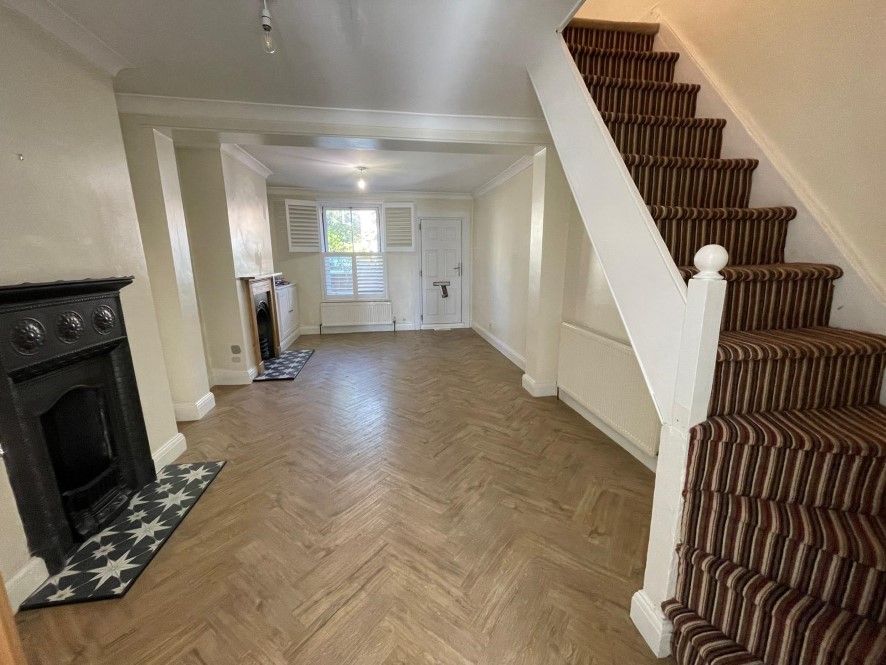 Property photo 3 of 26