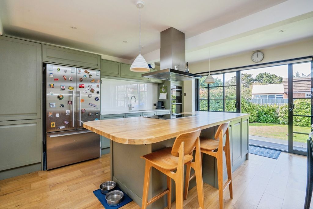 Property photo 2 of 17 Pbox-Img.Jpg