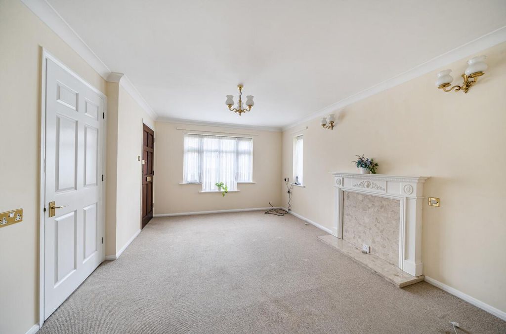 Property photo 2 of 11 Davidson Frost-Wellings, Dfw, Cherchefelle Mews, S