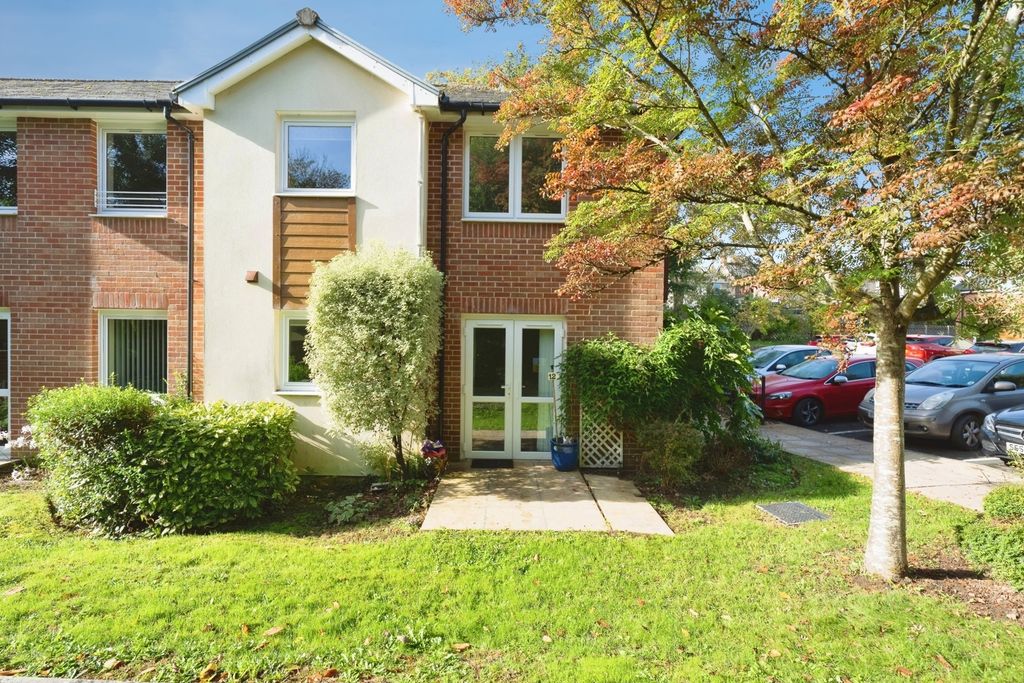 Property photo 1 of 14 General View
