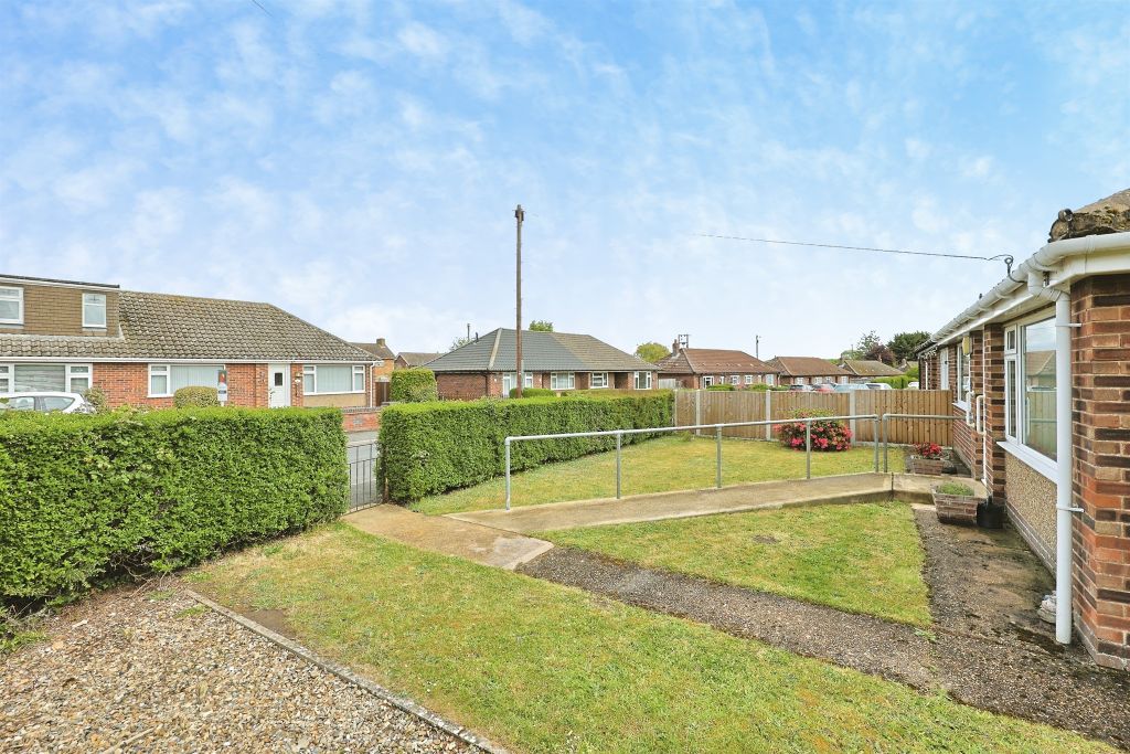 Property photo 3 of 16