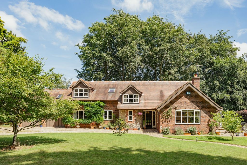 Property photo 1 of 22