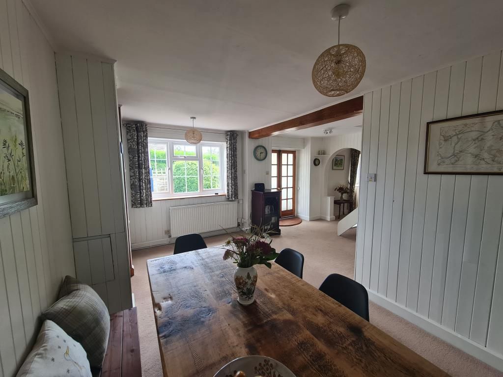 Property photo 3 of 14 Photo Description (14)