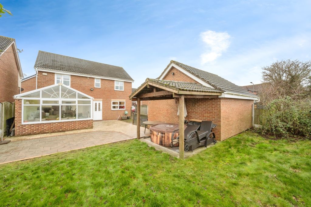 Property photo 2 of 19