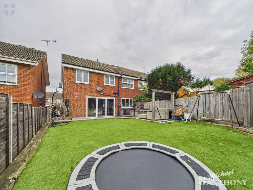 Property photo 3 of 19 Cam03218G0-Pr0806-Still015-Thumbnail-H750-70