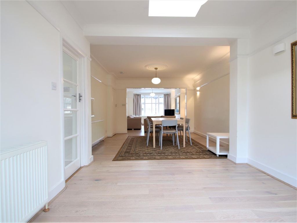 Property photo 1 of 25 Img_4028.Edi.Jpg