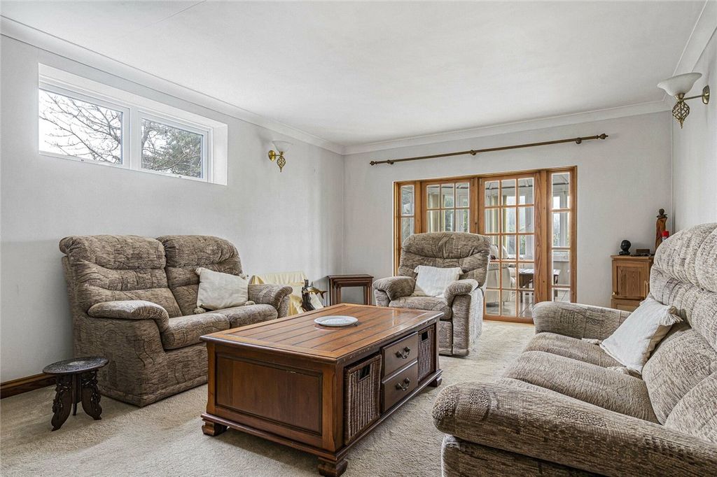 Property photo 3 of 19 Picture 3