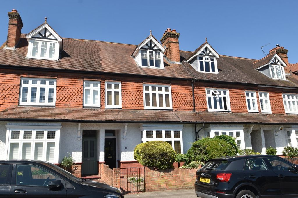 Property photo 1 of 16