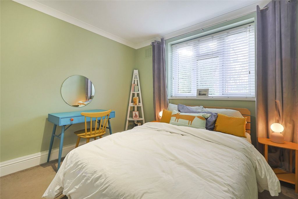 Property photo 3 of 13 Bedroom