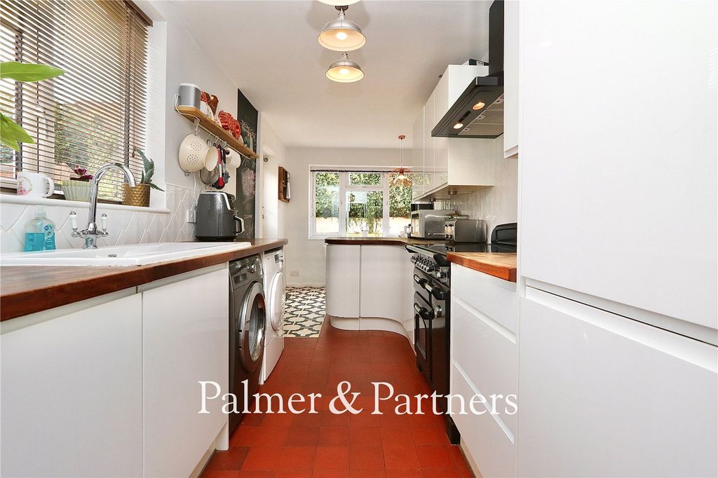 Property photo 3 of 26 Picture No. 03