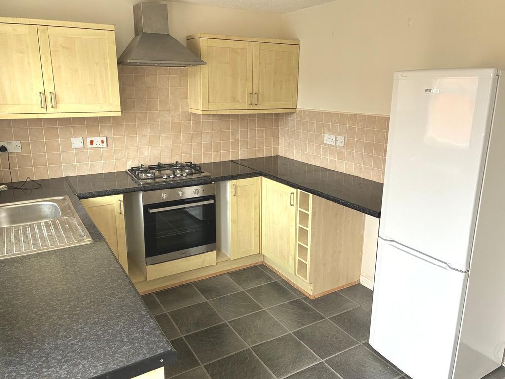 Property photo 3 of 13