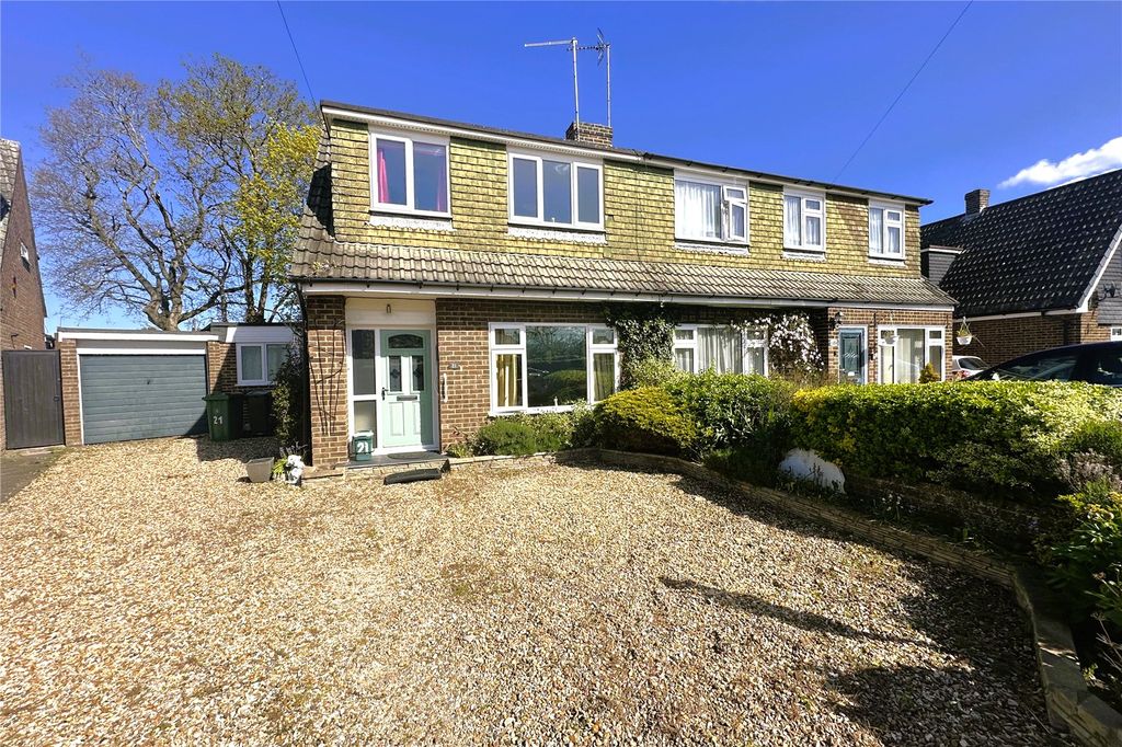 Property photo 1 of 19 Picture No. 05