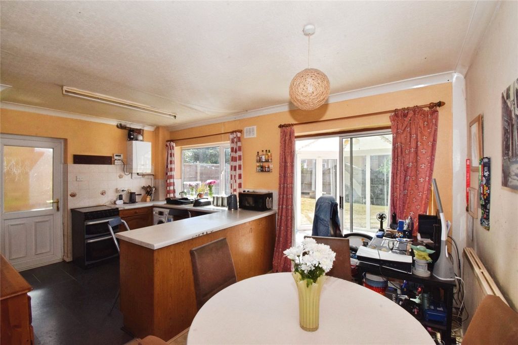 Property photo 3 of 17 Kitchen Diner
