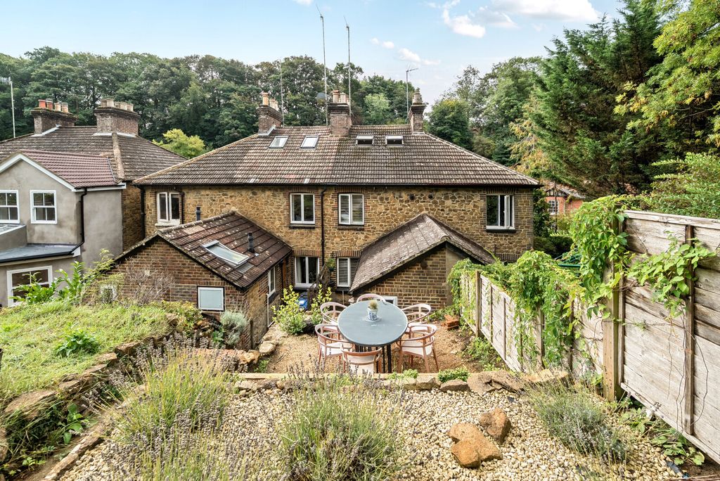Property photo 3 of 17 1345281-20-68B97B...