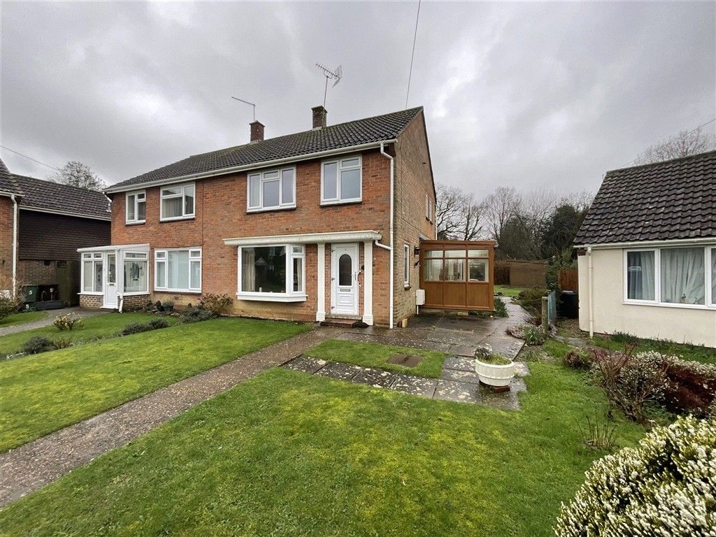 Property photo 1 of 16 Front