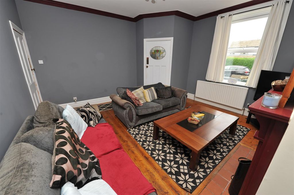 Property photo 2 of 15