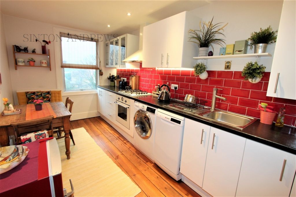 Property photo 2 of 9 Photo 3