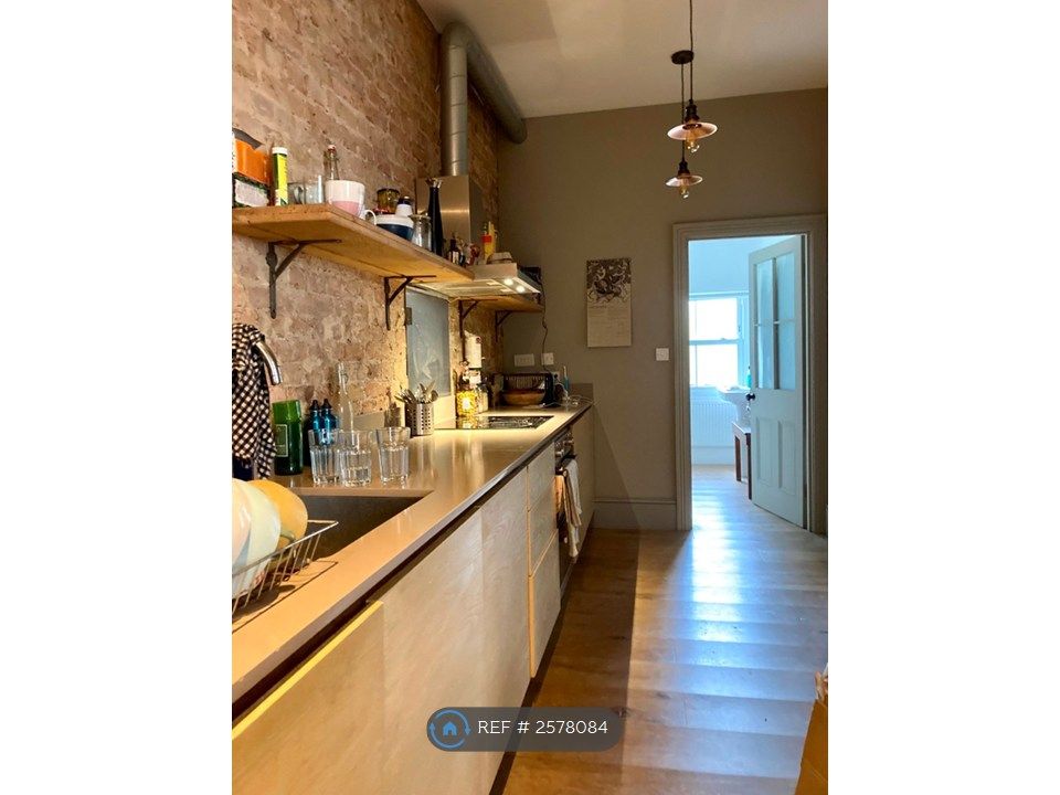 Property photo 2 of 10 Galley Kitchen