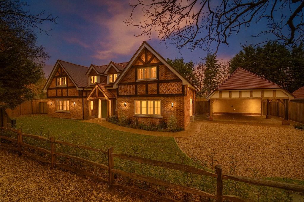 Property photo 1 of 18 Picture No. 21