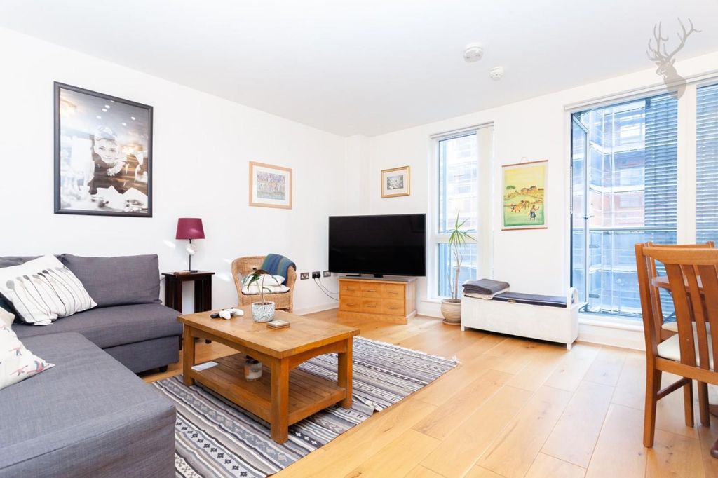 Property photo 1 of 16 Maestro Apartments (4).Jpg