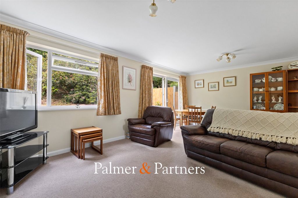 Property photo 3 of 19 Picture No. 08