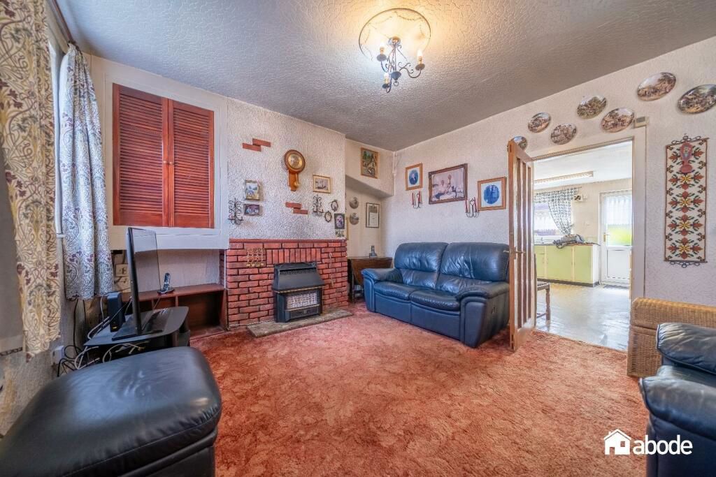 Property photo 3 of 18