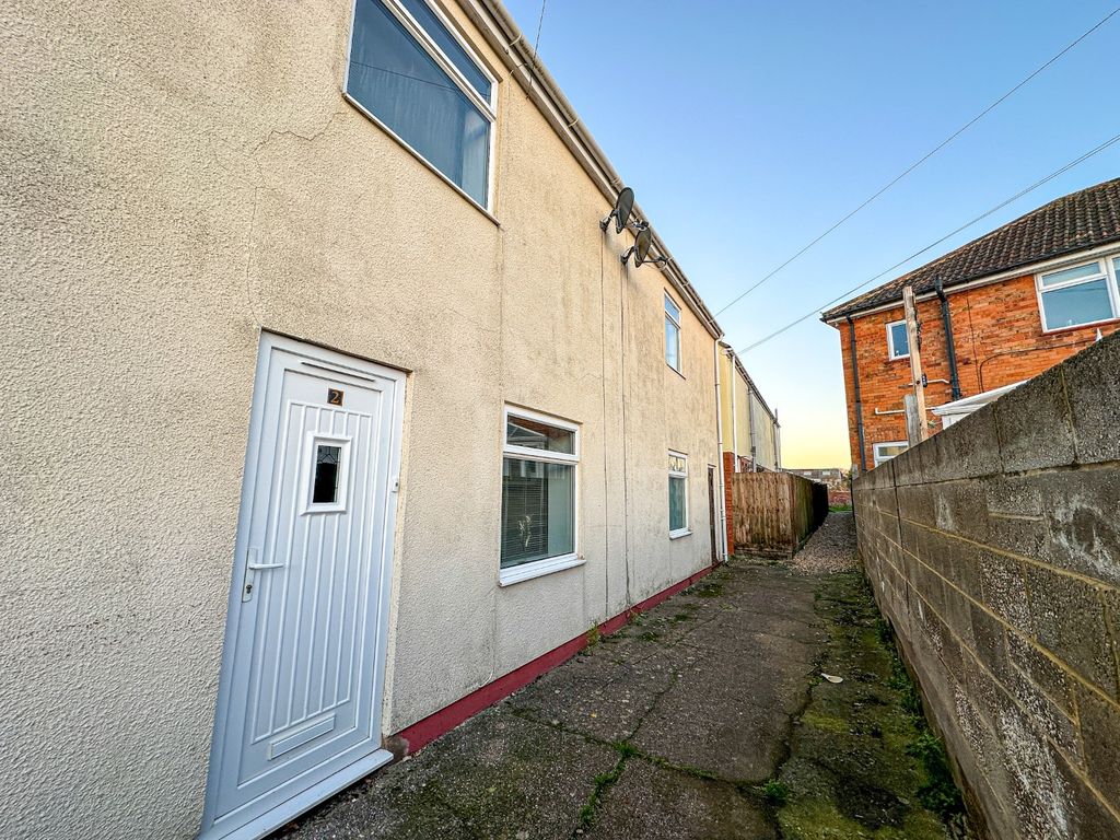 Property photo 3 of 7 4784185