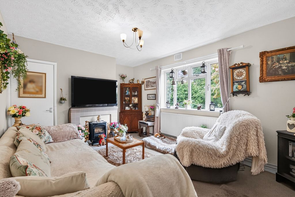 Property photo 3 of 21 Pbox-Img.Jpg