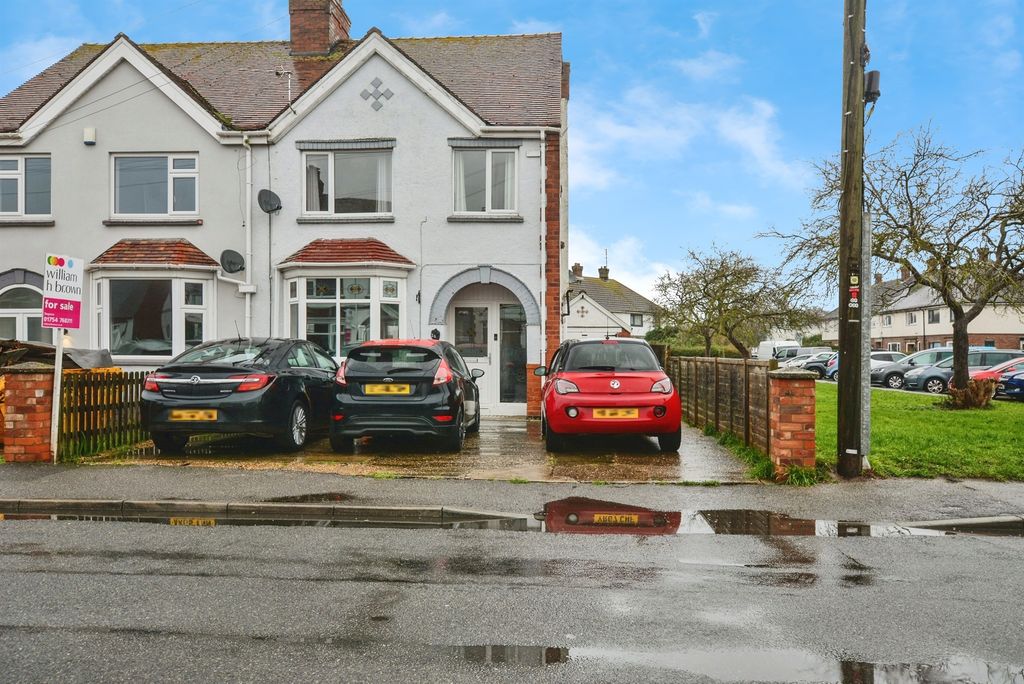 Property photo 1 of 20