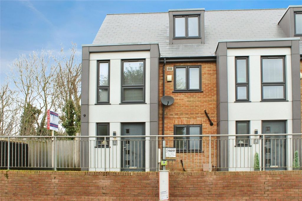 Property photo 1 of 16 Picture No. 34