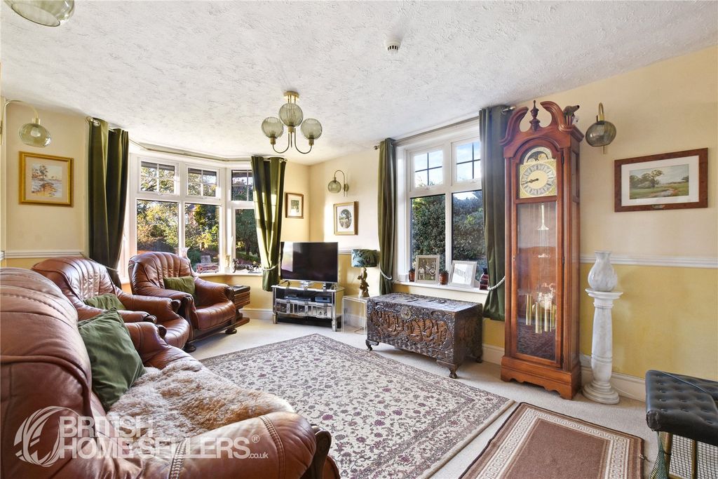 Property photo 3 of 15 Picture No. 16