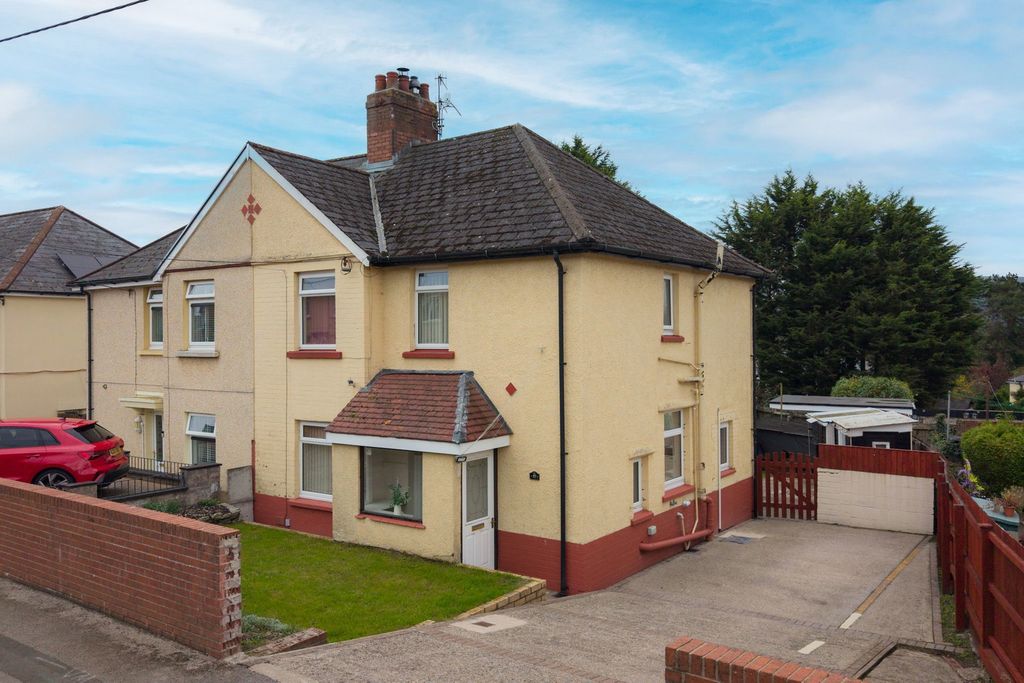 Property photo 1 of 25