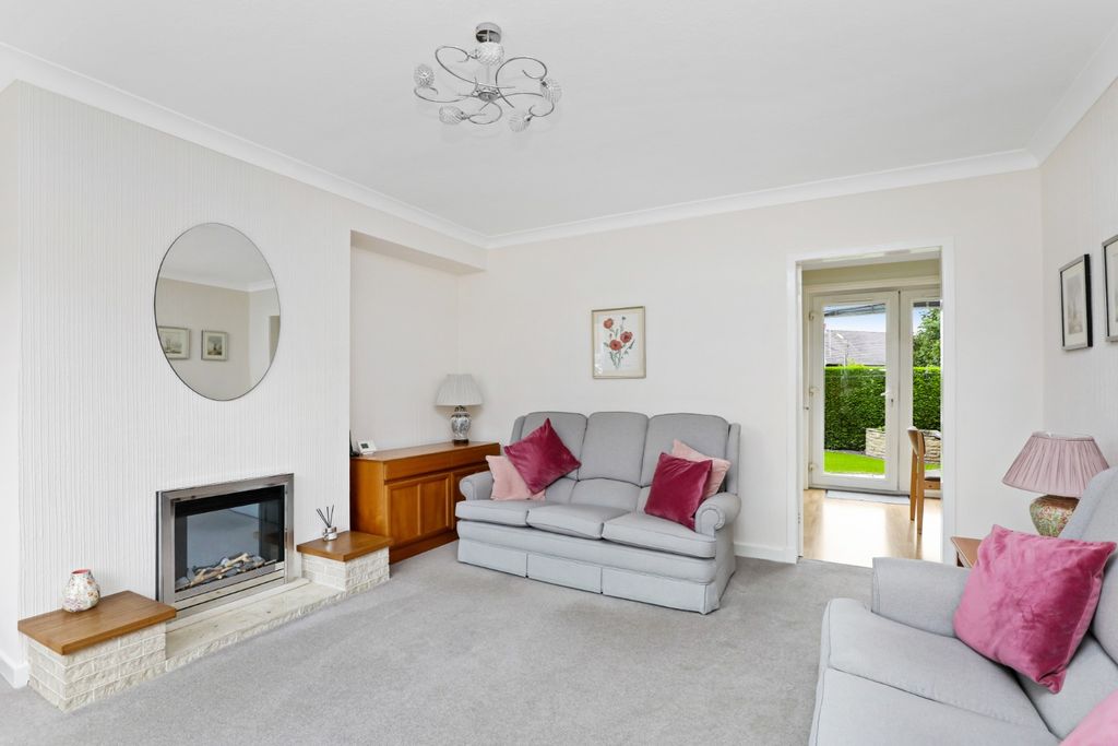 Property photo 3 of 22 5296594