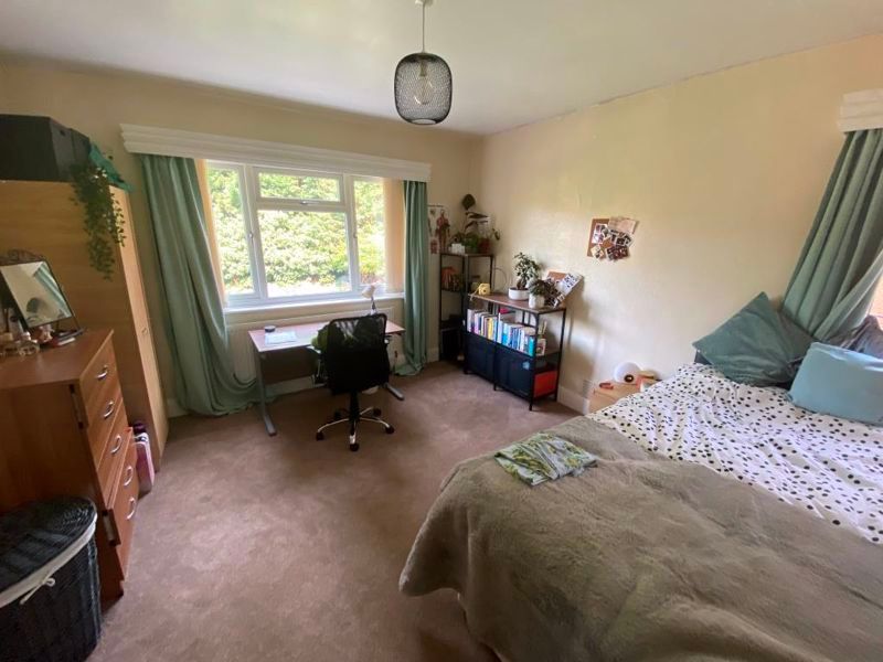 Property photo 3 of 12 Photo 9