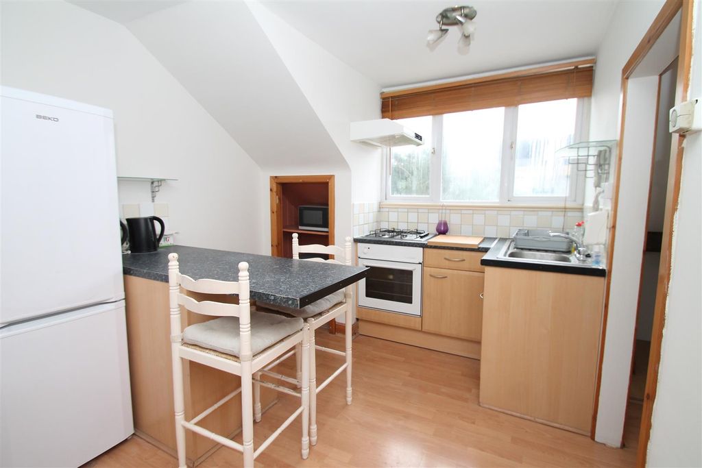 Property photo 1 of 11 Img_4016.Jpg