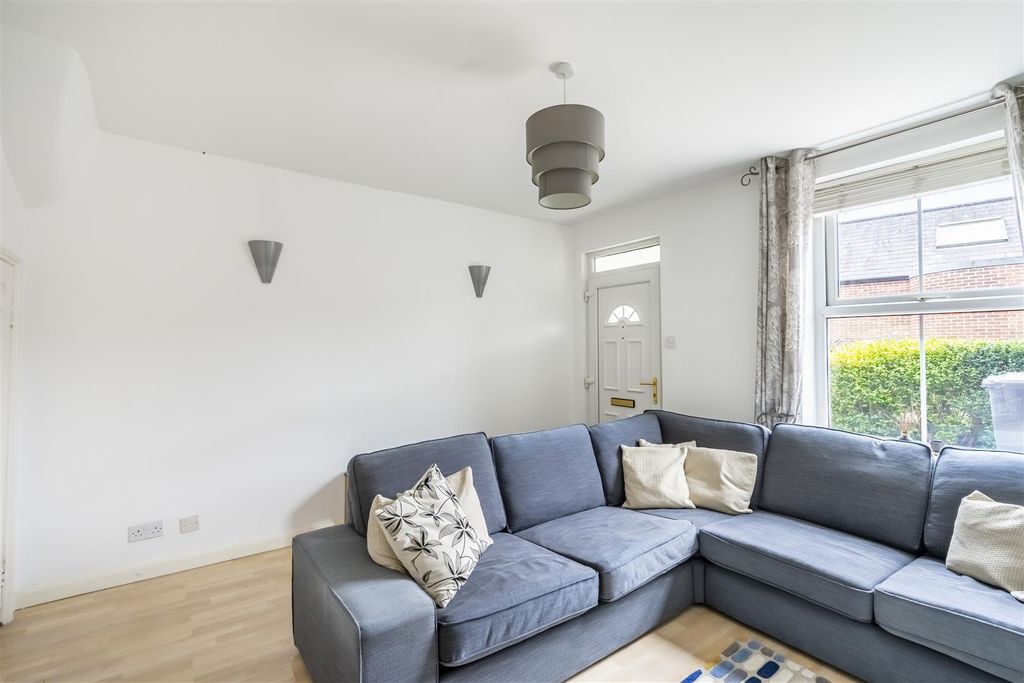 Property photo 2 of 13 48Mg-3.Jpg