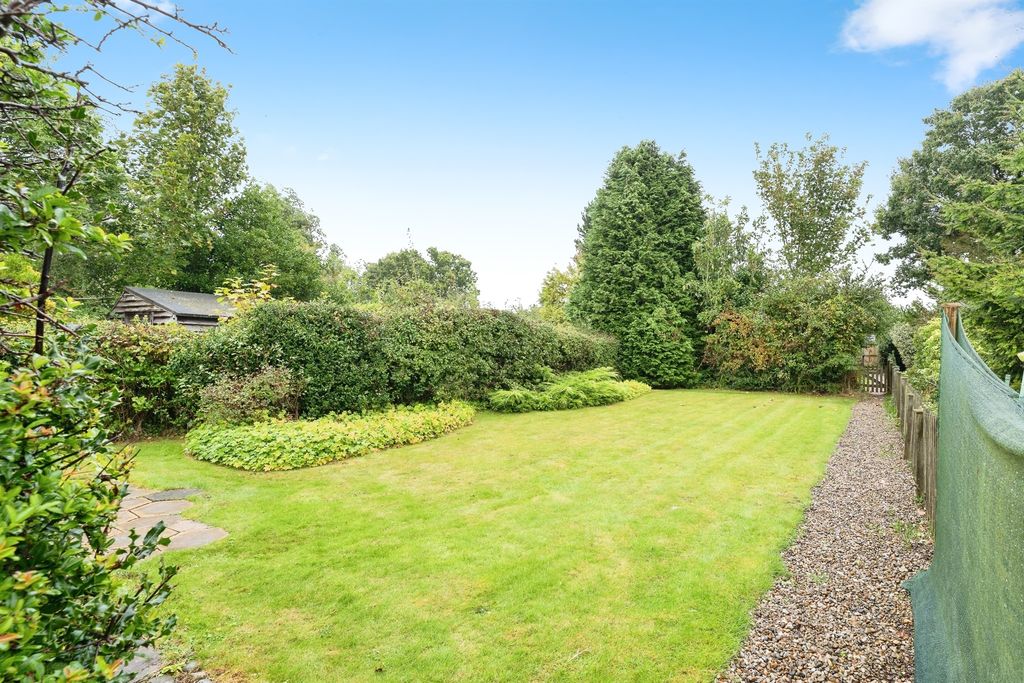 Property photo 3 of 18