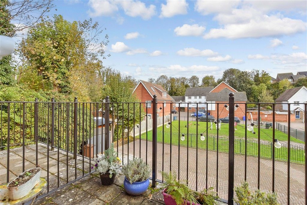 Property photo 3 of 12 Balcony/Terrace