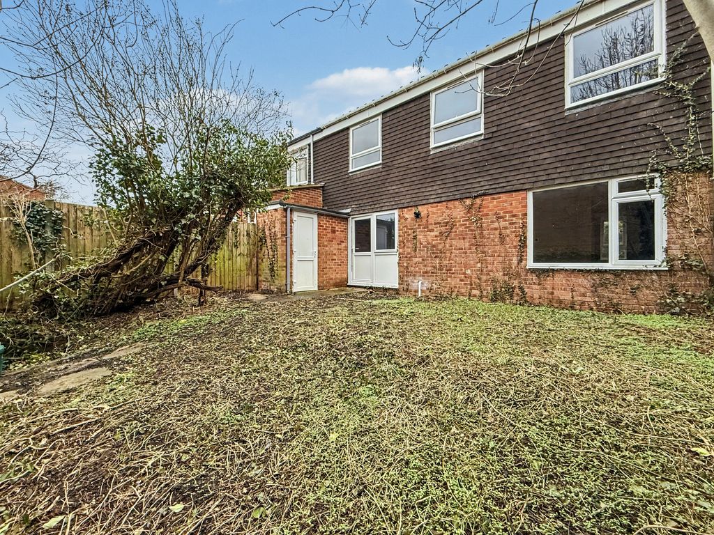 Property photo 3 of 11 Img3637