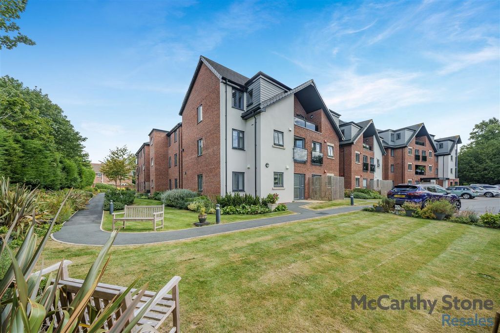 Additional image 22 of 1 bed flat for saleBurlington Gardens, Leyland PR25