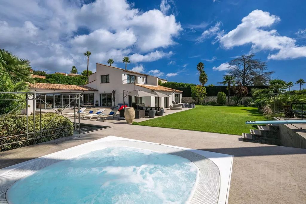 Property photo 3 of 22