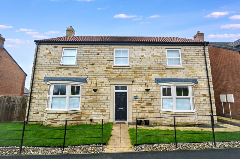 Property photo 1 of 23 Photo 11