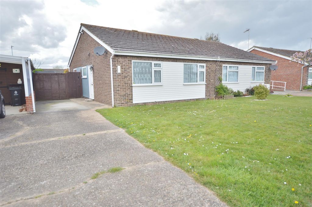 Property photo 1 of 15 Outside Front